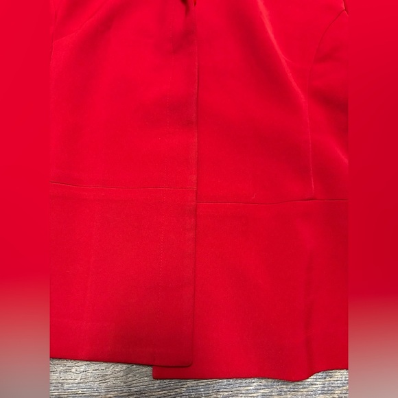 Amanda Smith Women's Red blazer with Black Fur Collar - Picture 2 of 10